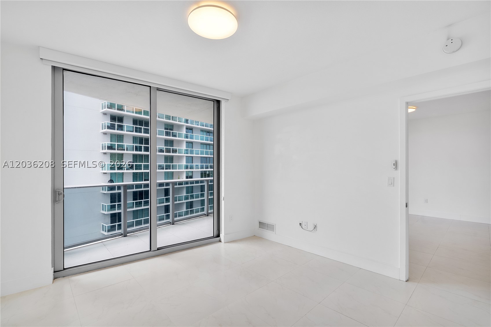 488 NE 18th St #1805, Miami FL 33132