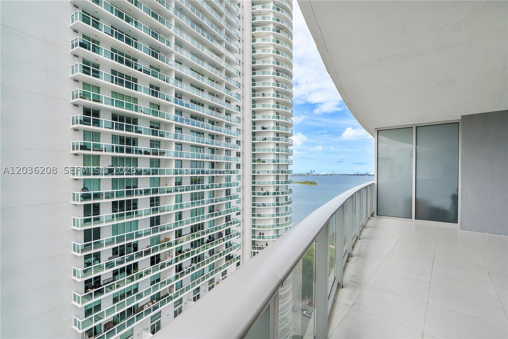 488 NE 18th St #1805, Miami FL 33132