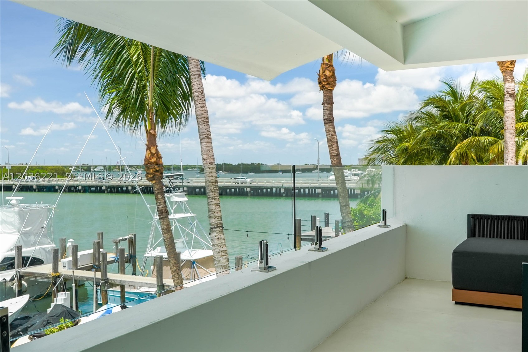 7720 Miami View Dr, North Bay Village FL 33141