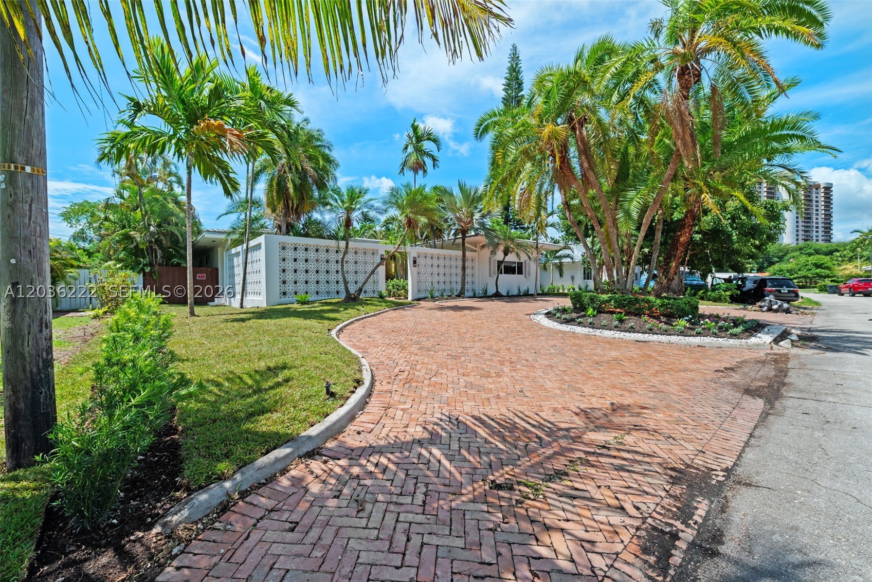 11530 NE 22nd Dr, North Miami FL 33181