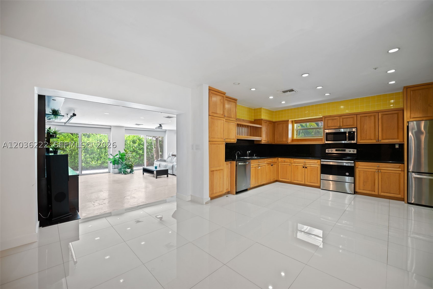 11530 NE 22nd Dr, North Miami FL 33181