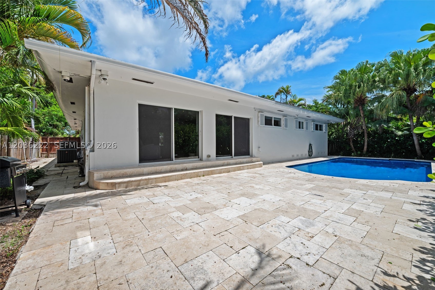 11530 NE 22nd Dr, North Miami FL 33181