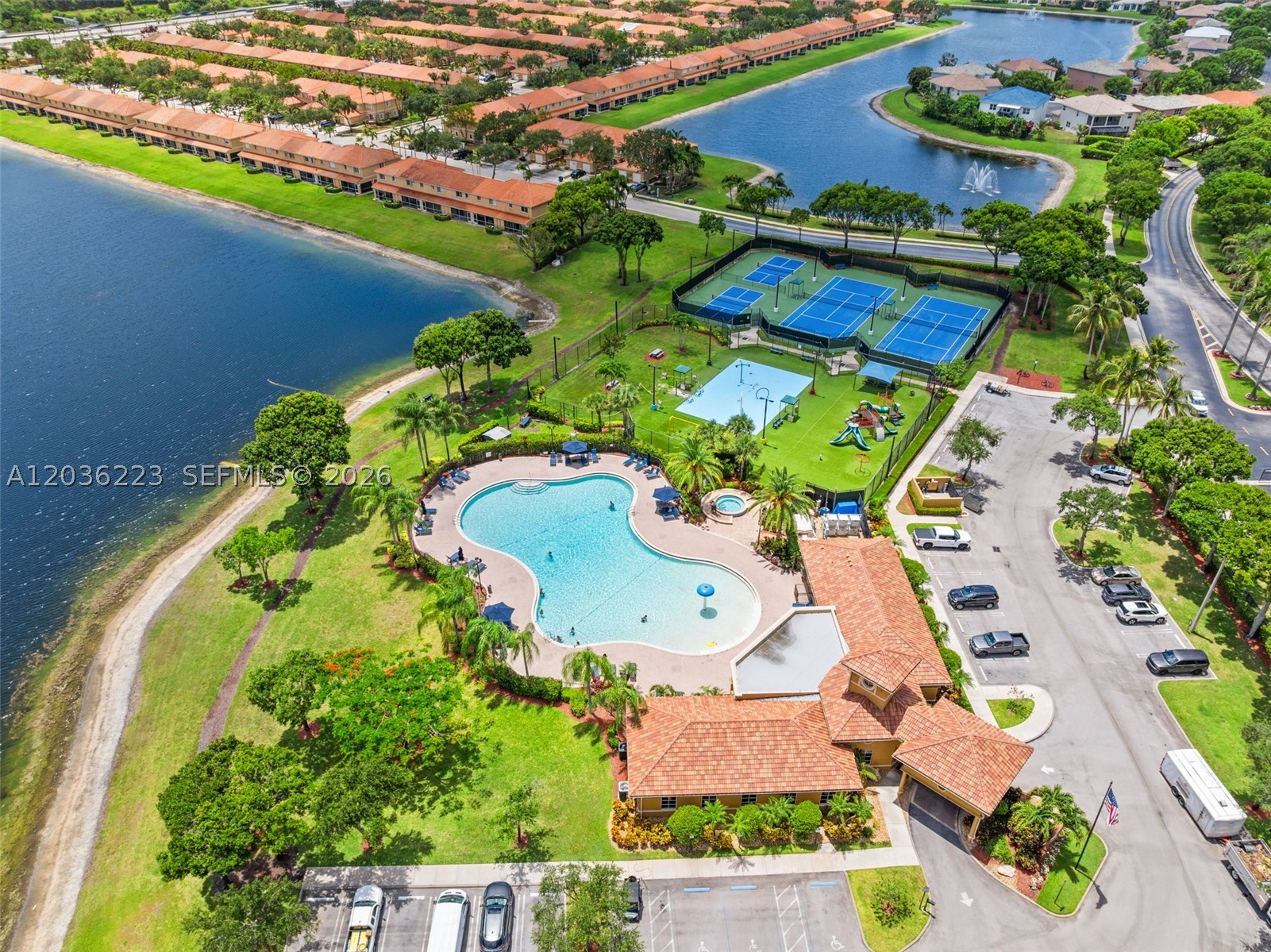 6086 Southard St, West Palm Beach FL 33411