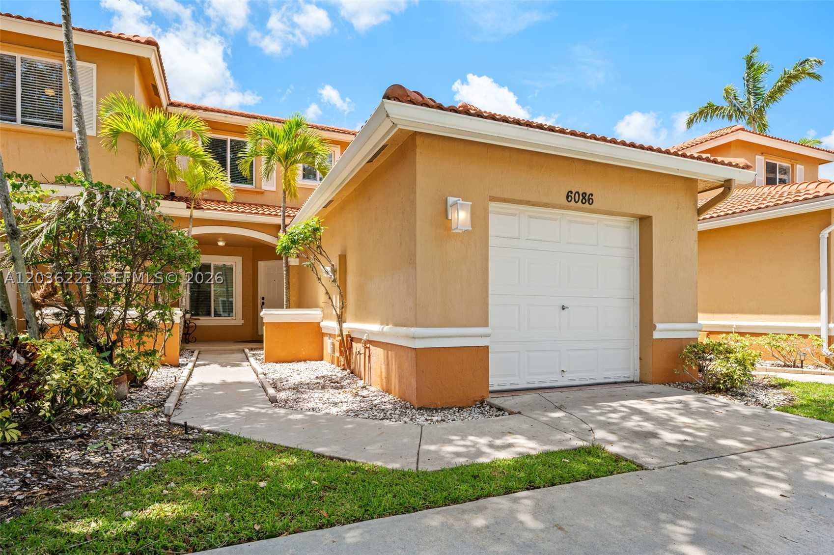 6086 Southard St, West Palm Beach FL 33411