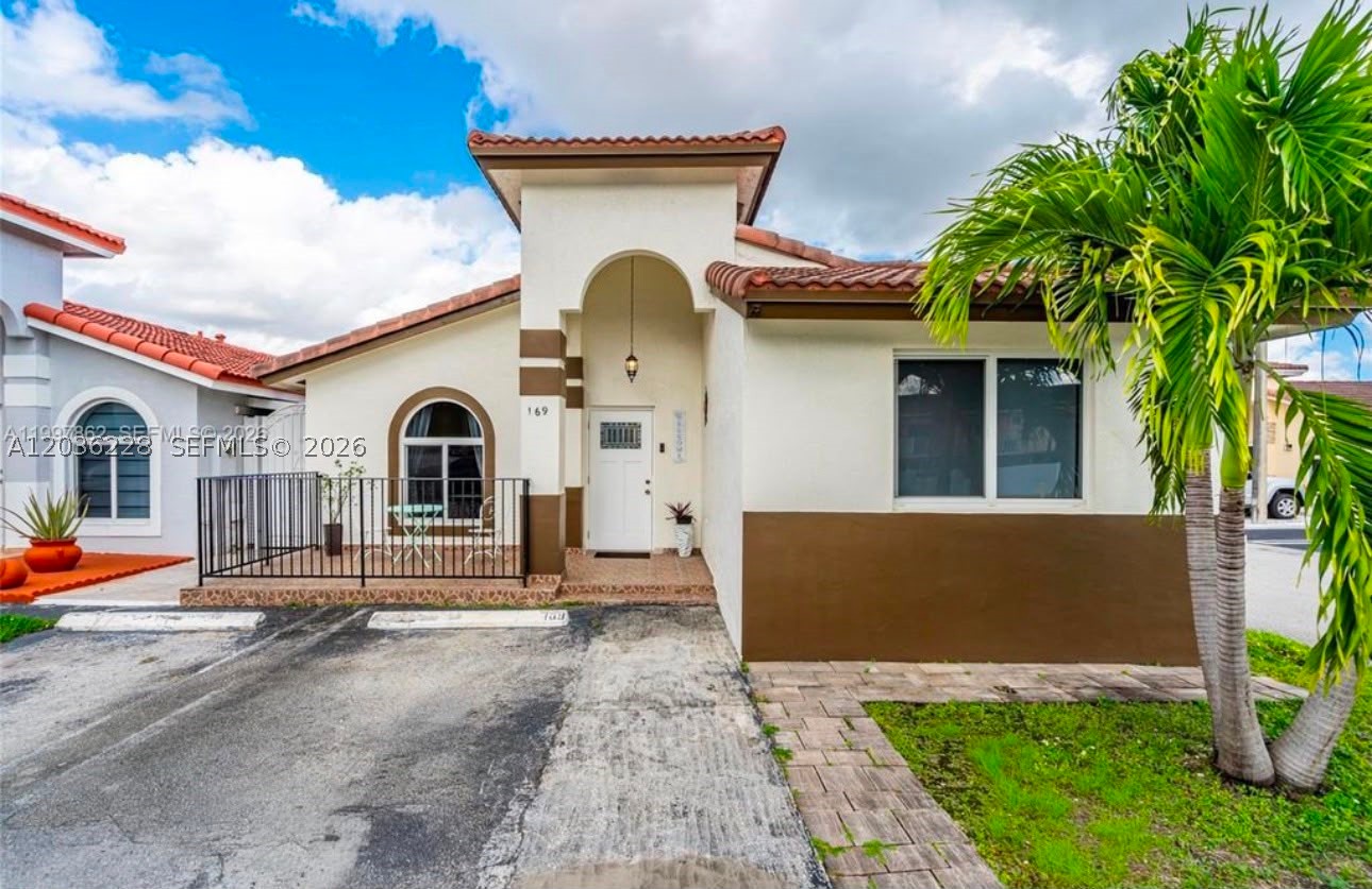 7001 W 35th Ave #169, Hialeah FL 33018