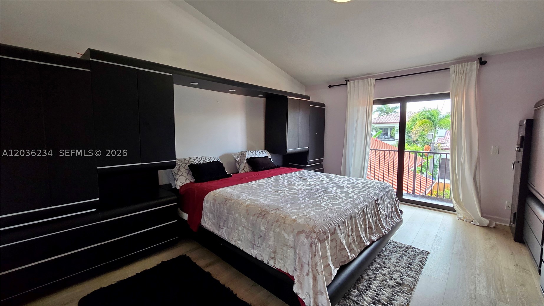 741 Tyler St, Hollywood FL 33019
