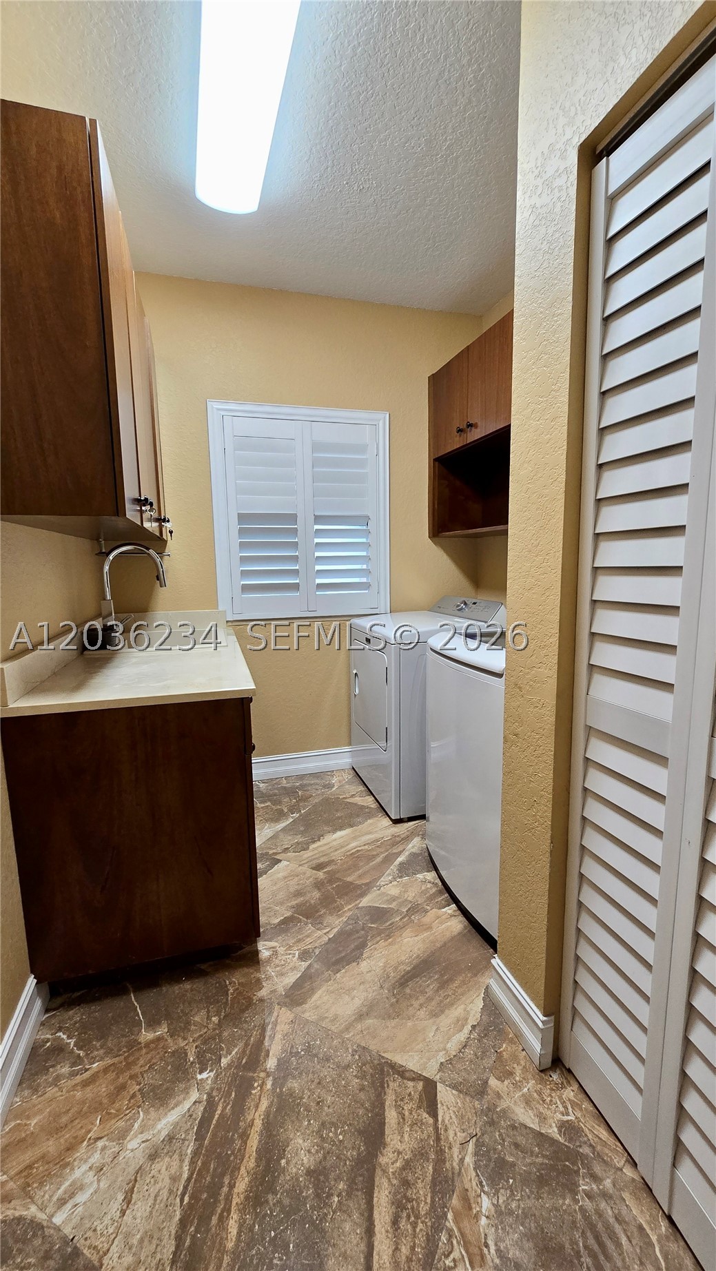 741 Tyler St, Hollywood FL 33019