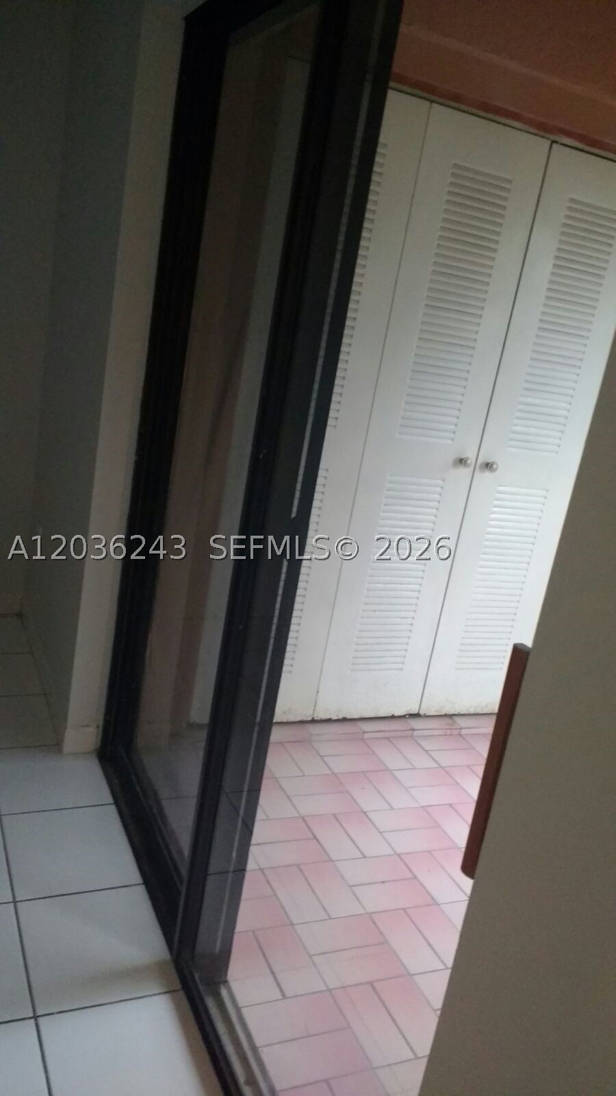 9810 Hammocks Blvd #202, Miami FL 33196