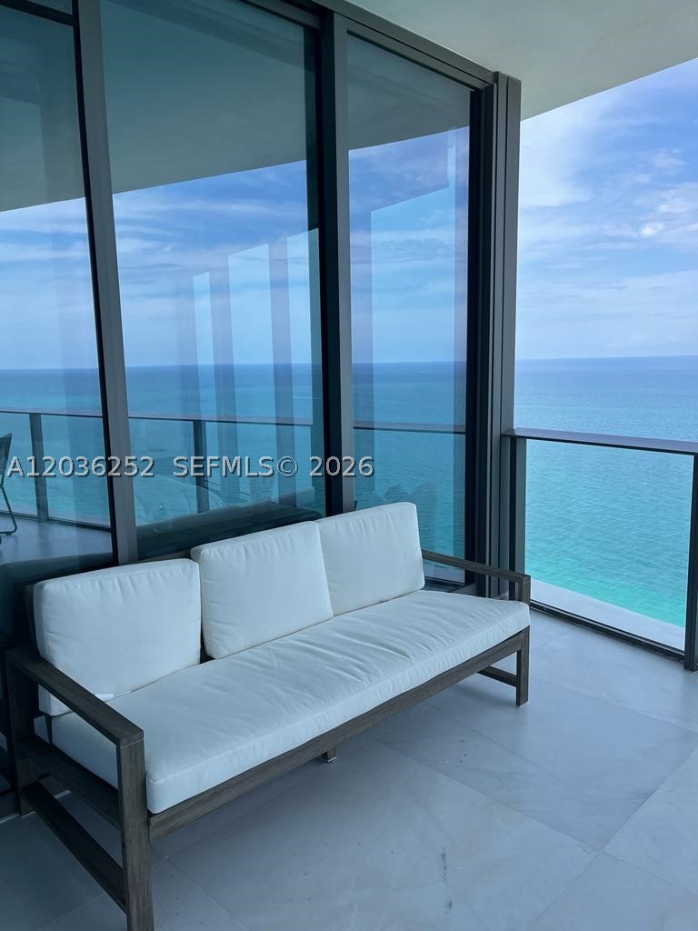 15701 Collins Ave #3104, Sunny Isles Beach FL 33160