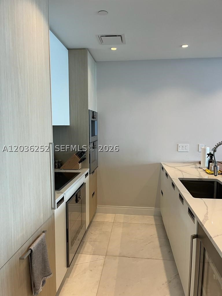 15701 Collins Ave #3104, Sunny Isles Beach FL 33160