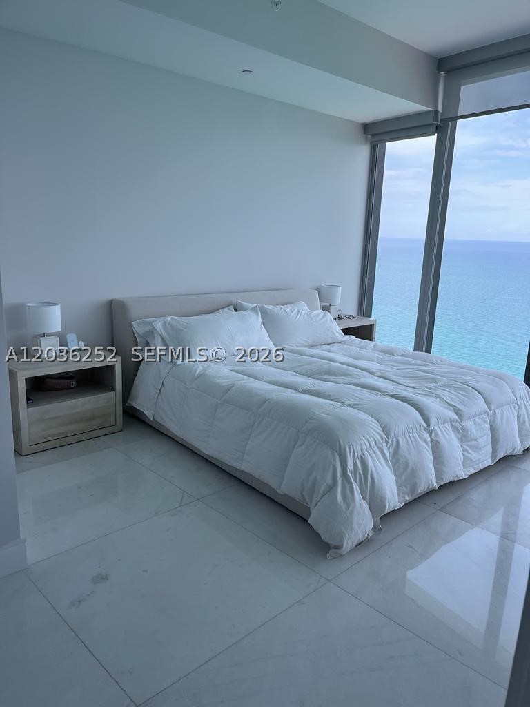 15701 Collins Ave #3104, Sunny Isles Beach FL 33160