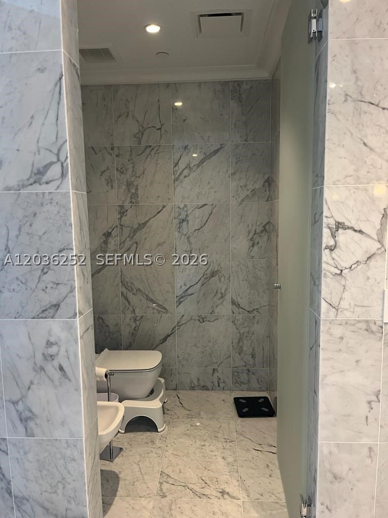 15701 Collins Ave #3104, Sunny Isles Beach FL 33160