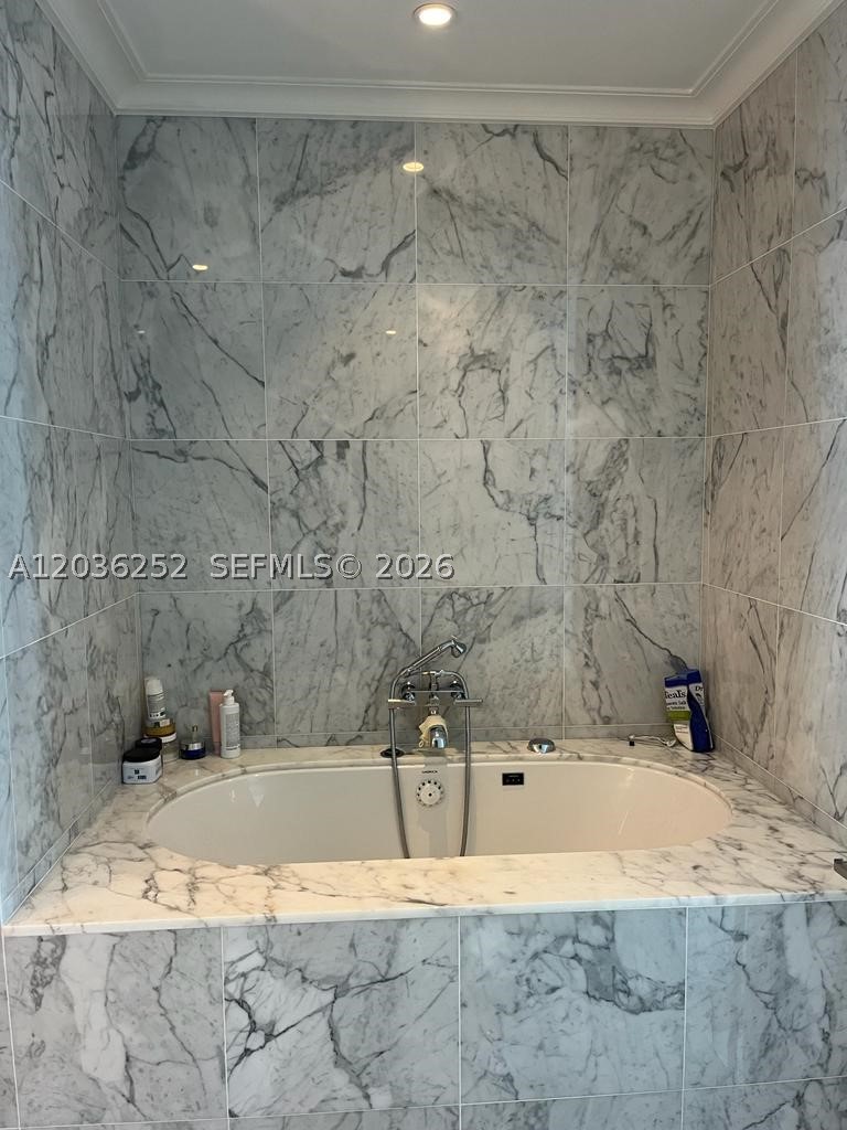 15701 Collins Ave #3104, Sunny Isles Beach FL 33160
