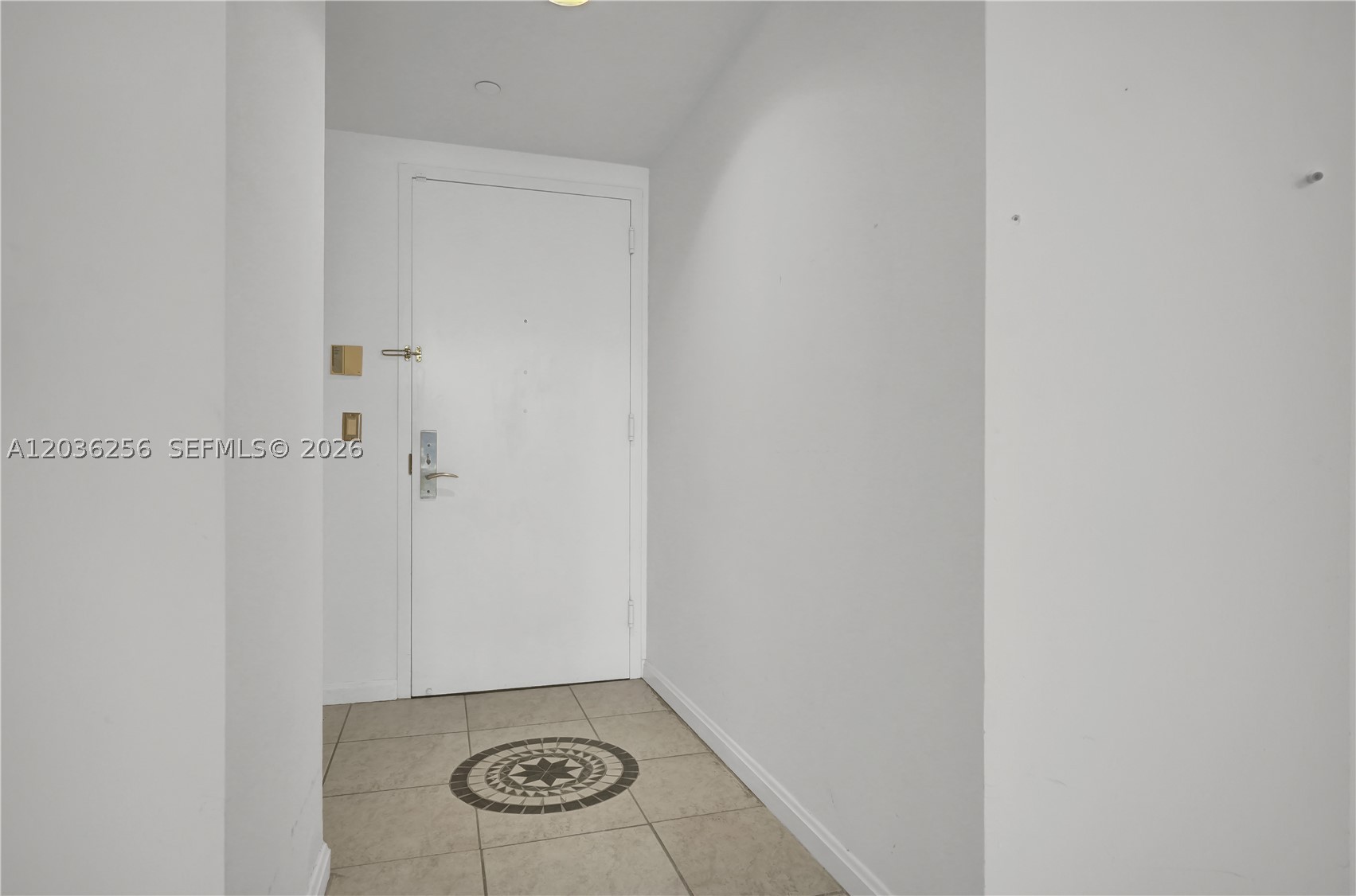 4779 Collins Ave #506, Miami Beach FL 33140
