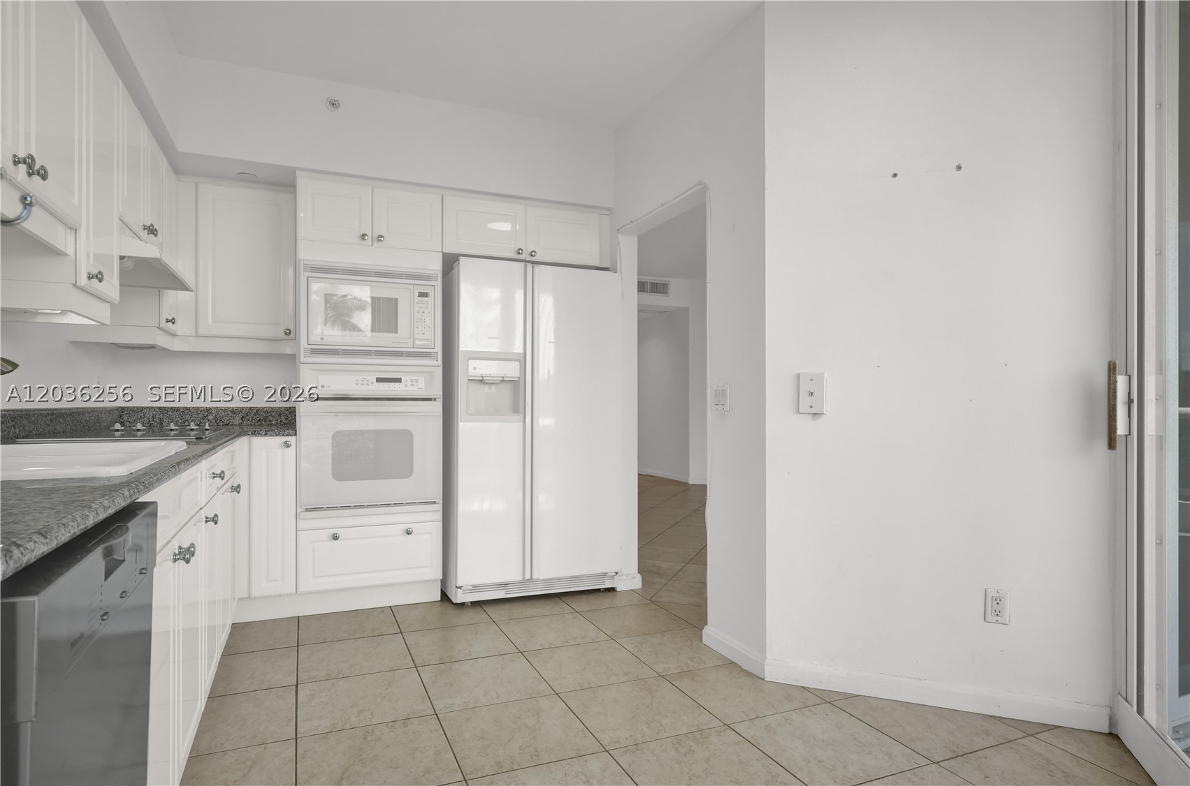 4779 Collins Ave #506, Miami Beach FL 33140