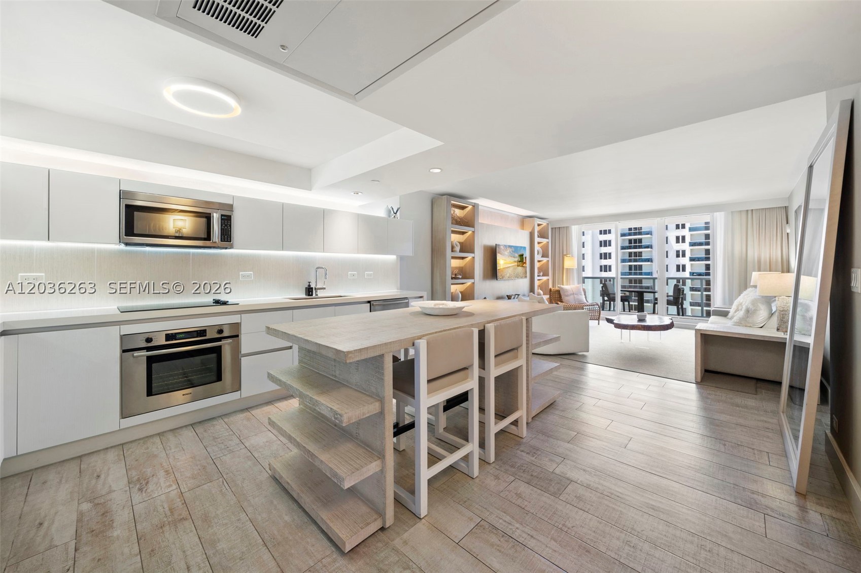 102 24th St #1210, Miami Beach FL 33139