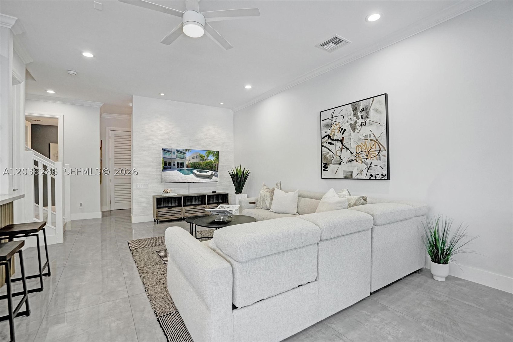 453 SW 5th Ave, Fort Lauderdale FL 33315