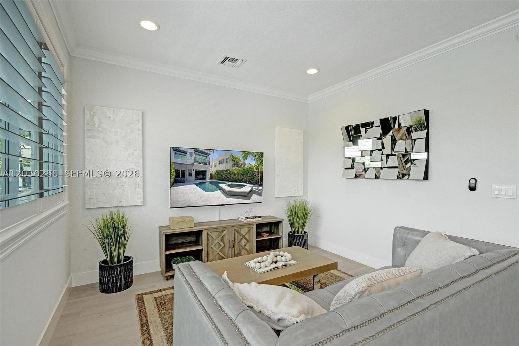 453 SW 5th Ave, Fort Lauderdale FL 33315