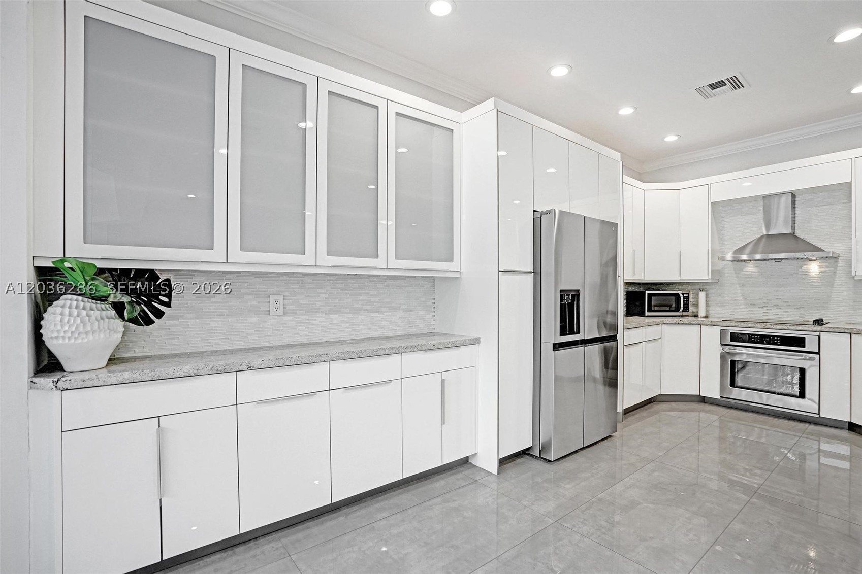 453 SW 5th Ave, Fort Lauderdale FL 33315