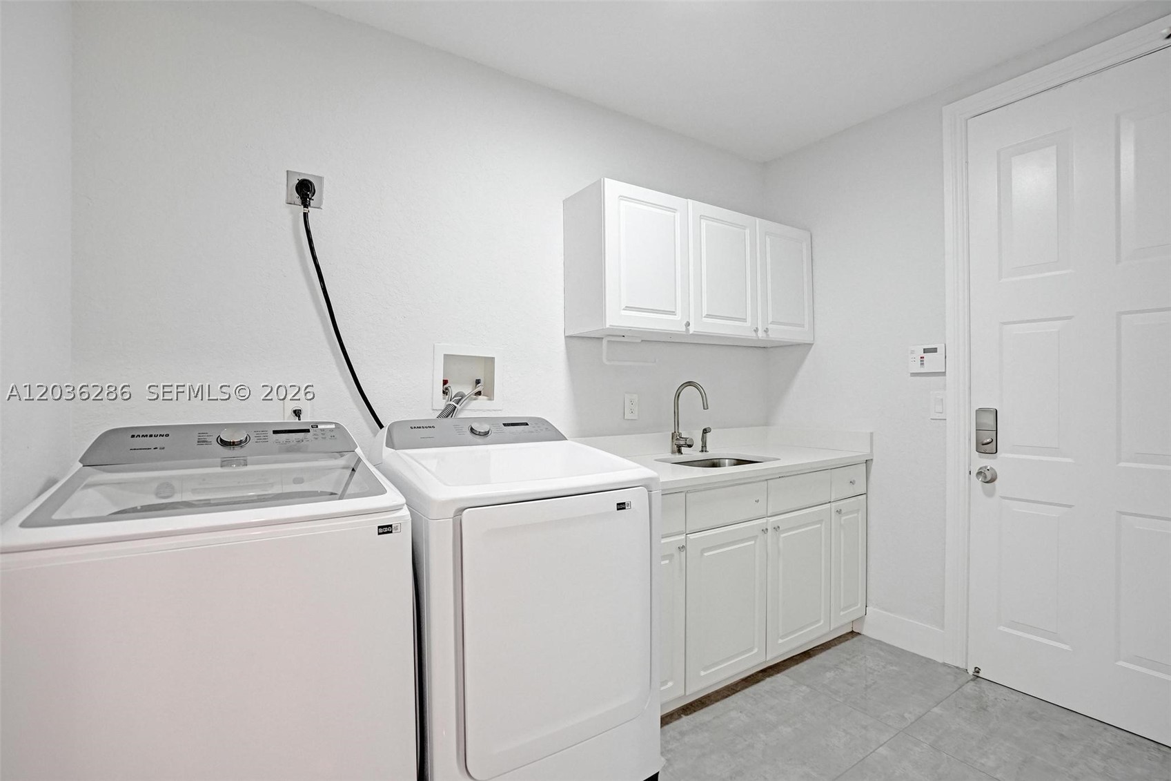 453 SW 5th Ave, Fort Lauderdale FL 33315