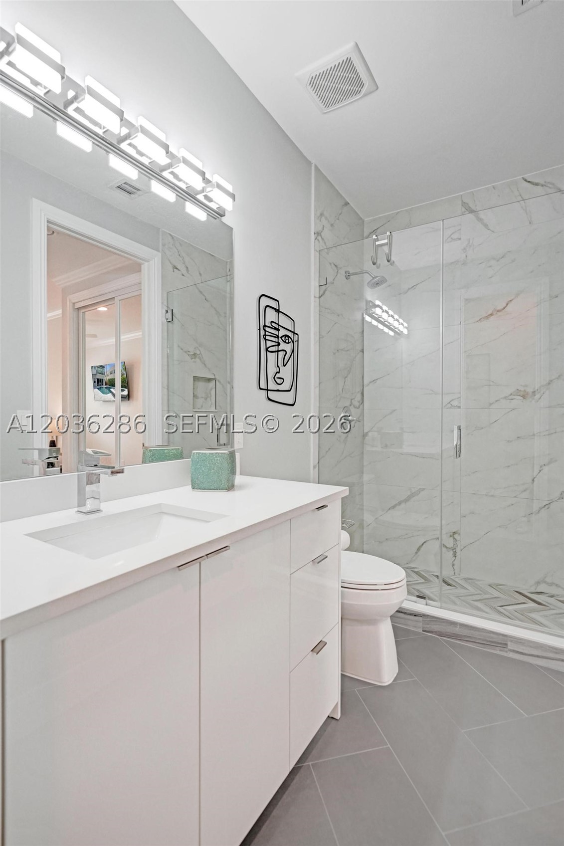 453 SW 5th Ave, Fort Lauderdale FL 33315