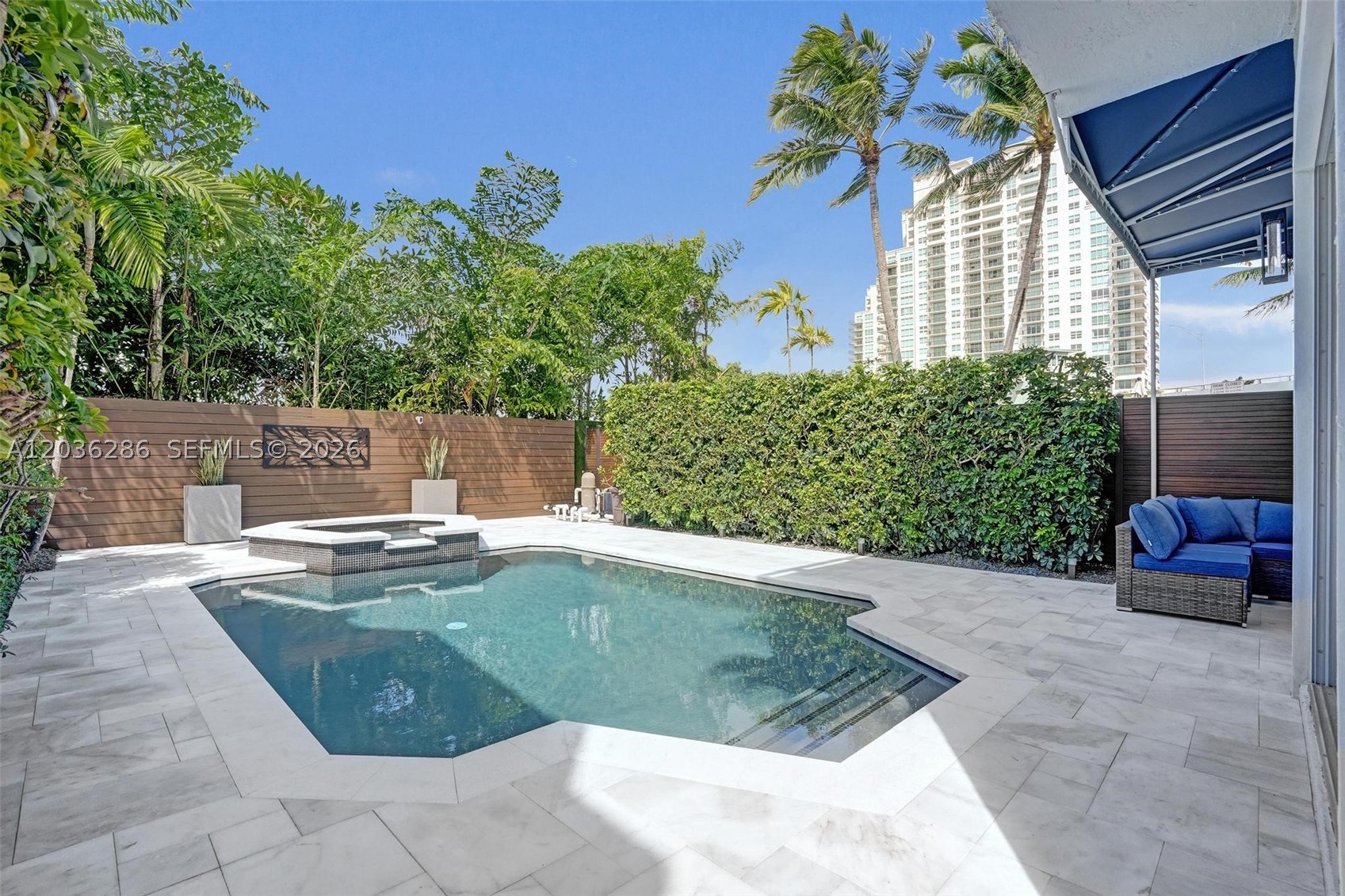 453 SW 5th Ave, Fort Lauderdale FL 33315