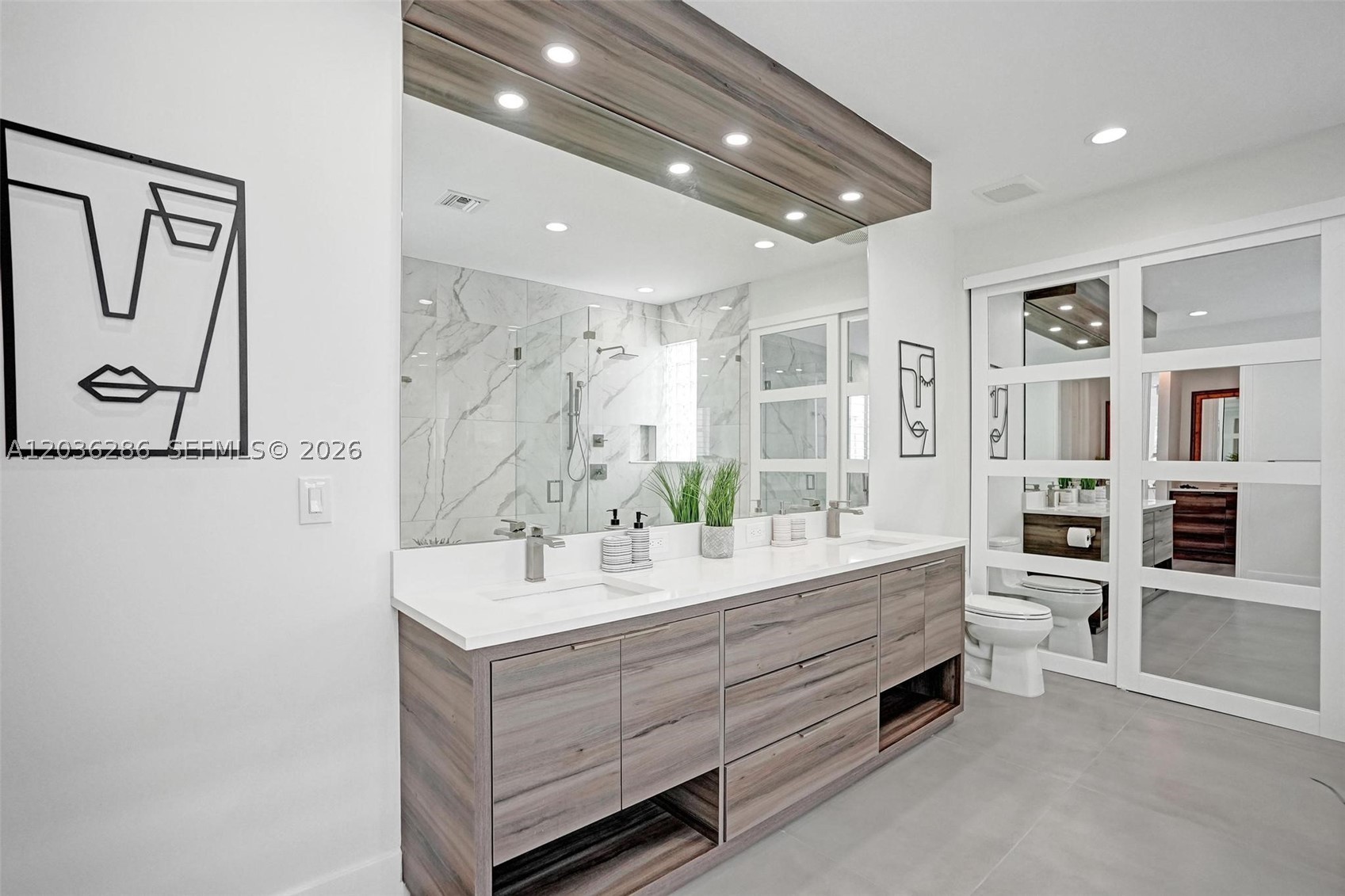 453 SW 5th Ave, Fort Lauderdale FL 33315
