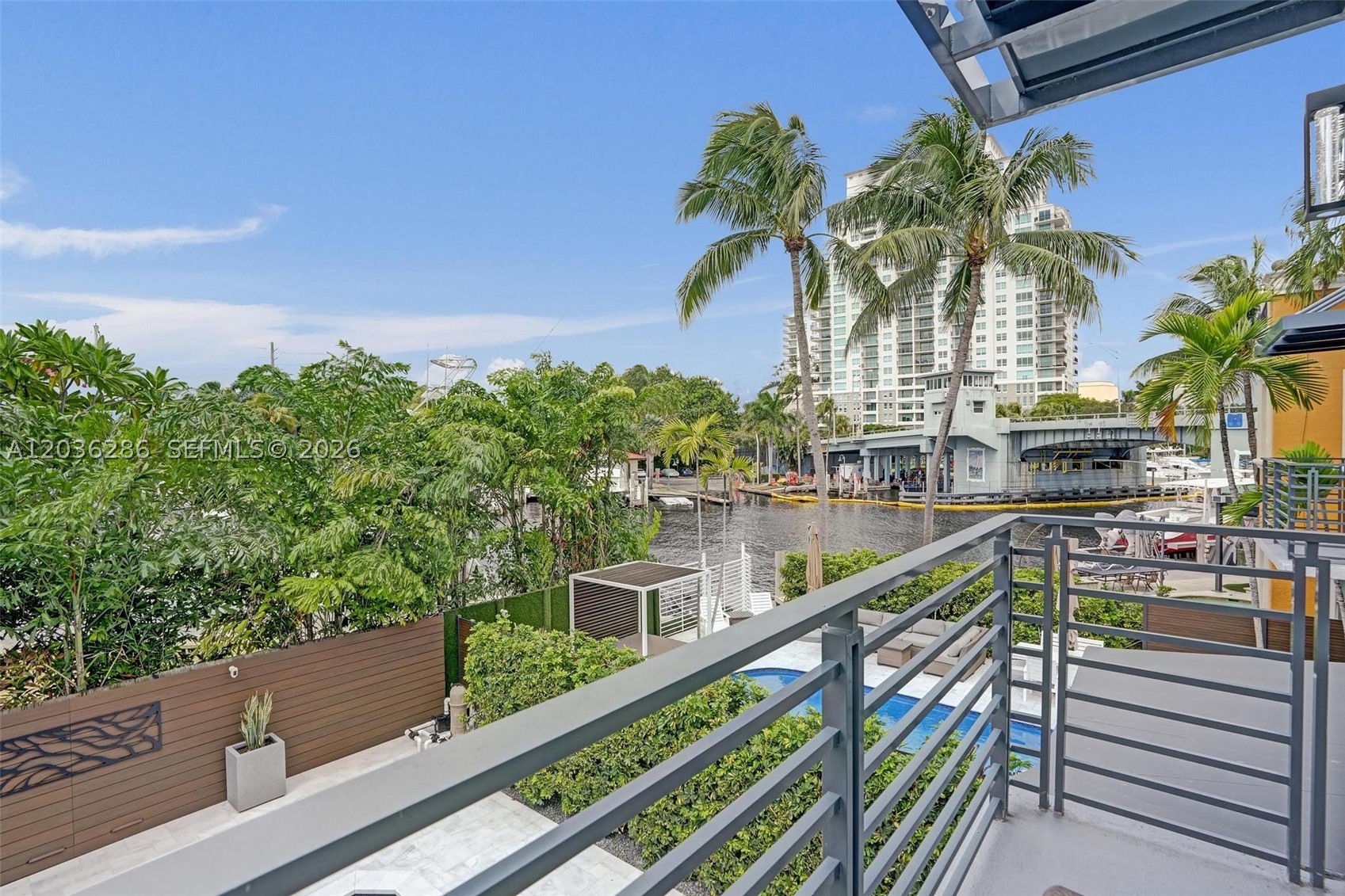 453 SW 5th Ave, Fort Lauderdale FL 33315