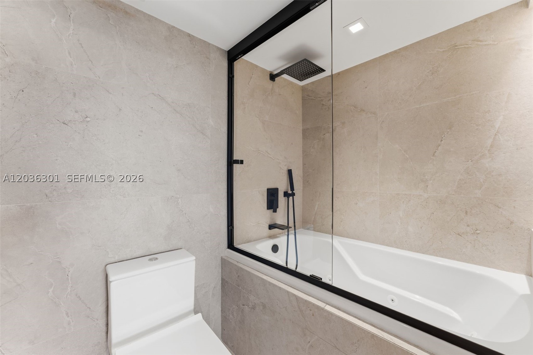 801 N Venetian Dr #308, Miami FL 33139