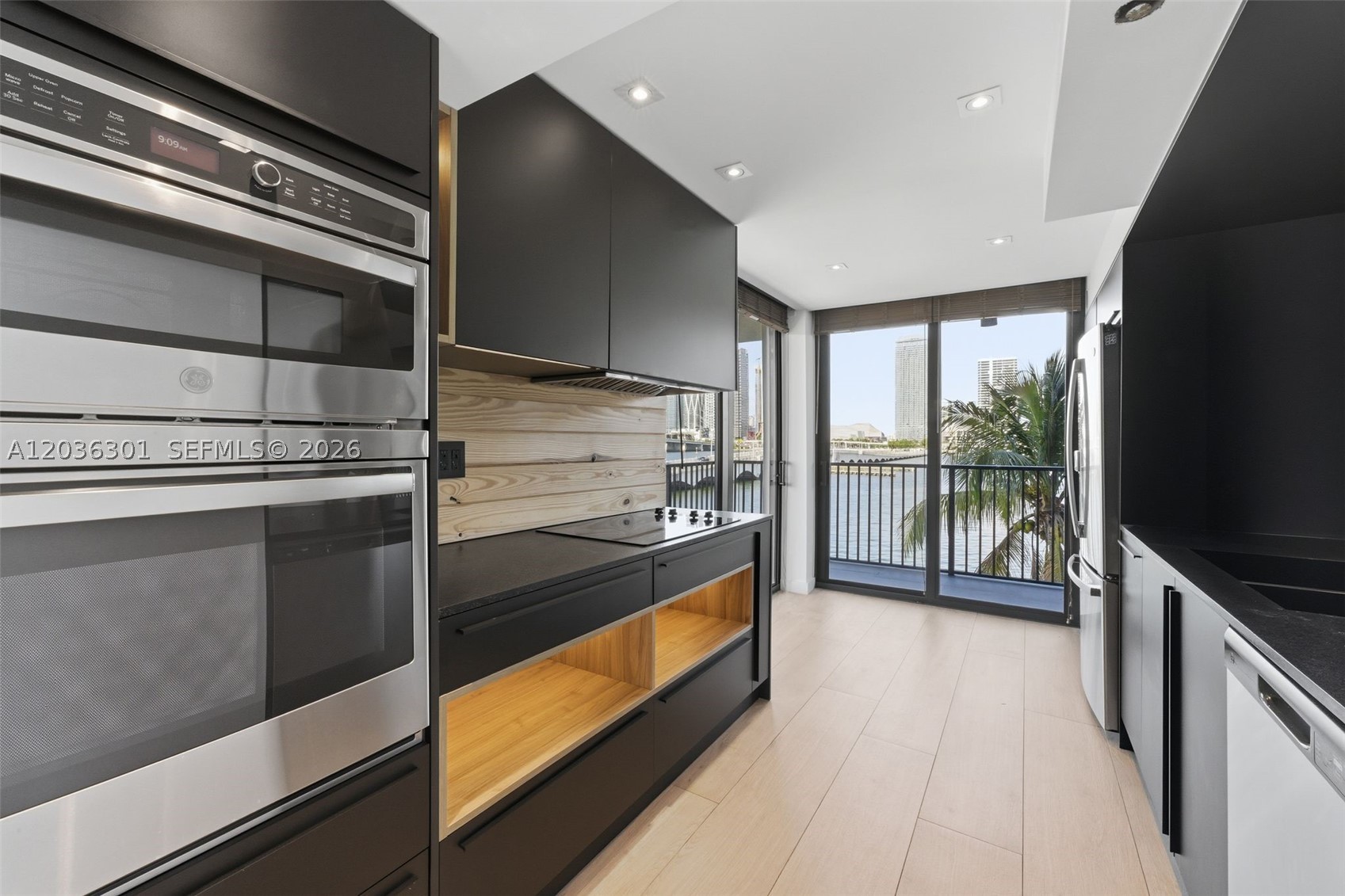 801 N Venetian Dr #308, Miami FL 33139