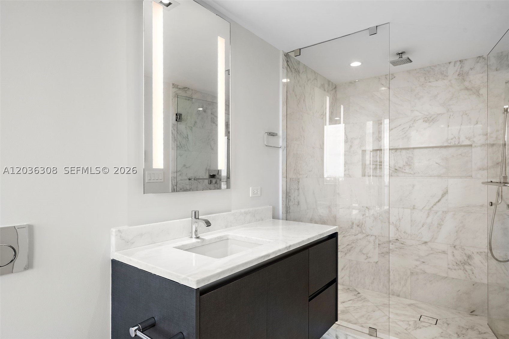 1451 Brickell Ave #1005, Miami FL 33131