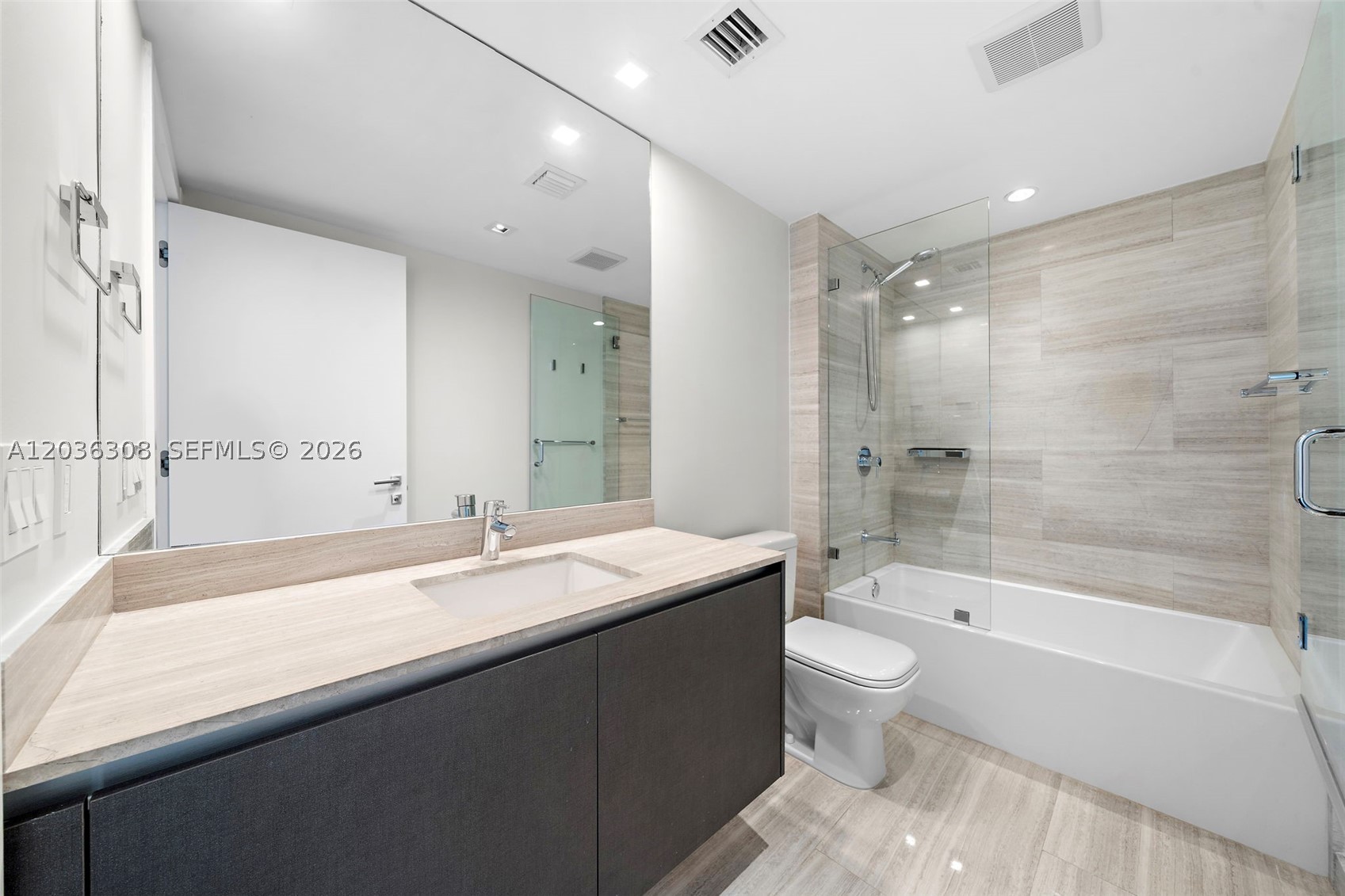 1451 Brickell Ave #1005, Miami FL 33131
