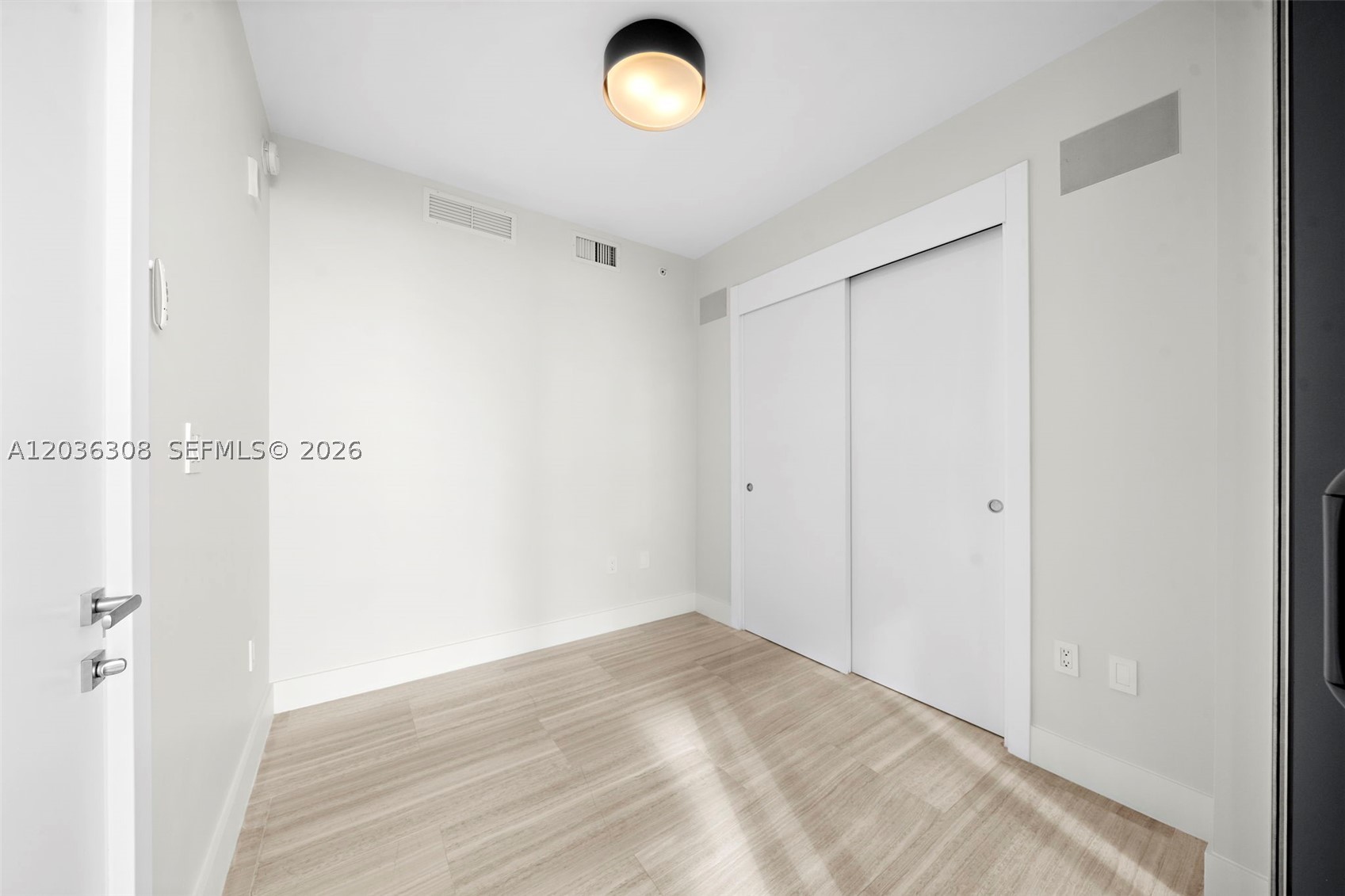 1451 Brickell Ave #1005, Miami FL 33131