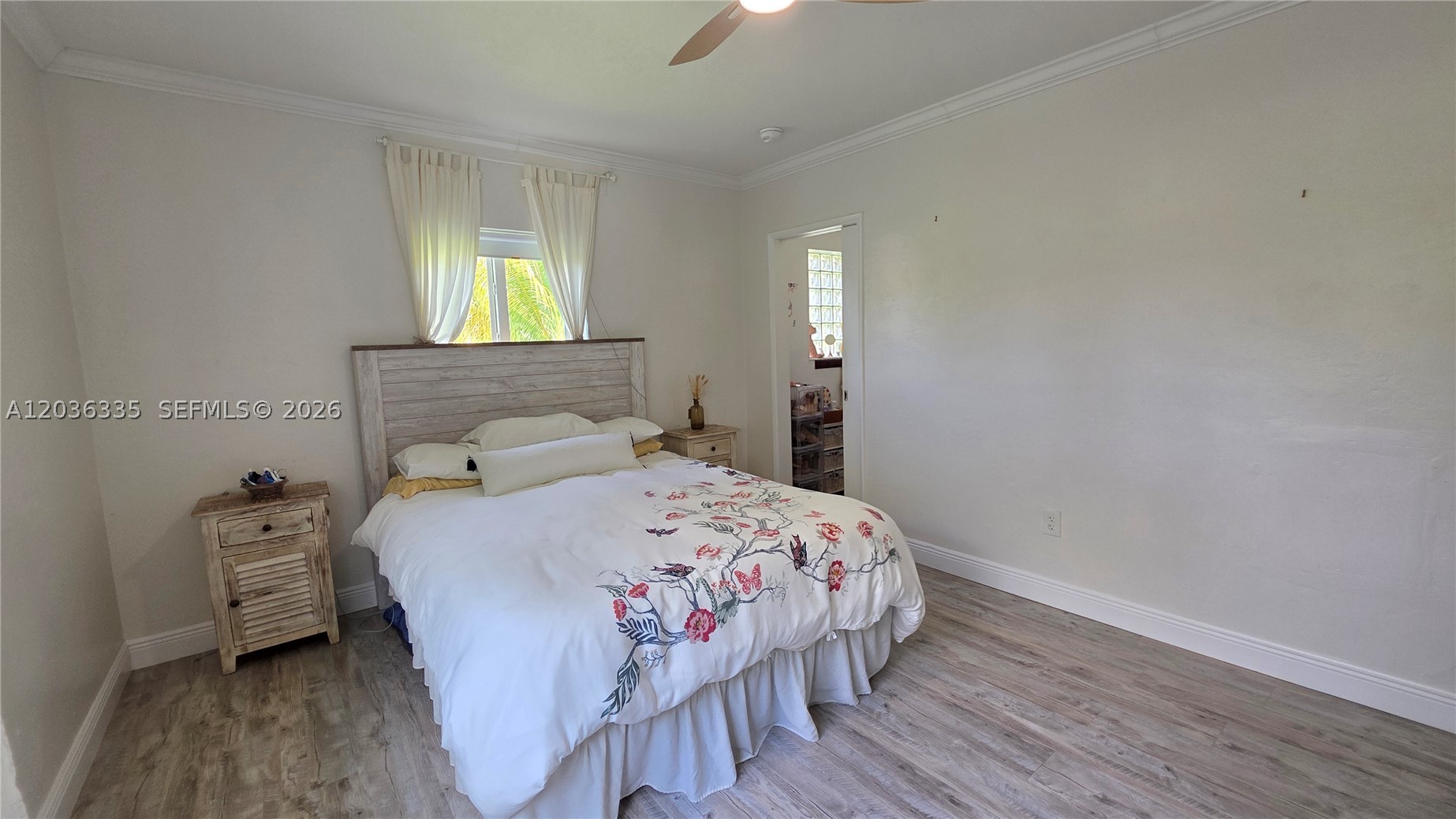 390 NE 127th St, North Miami FL 33161