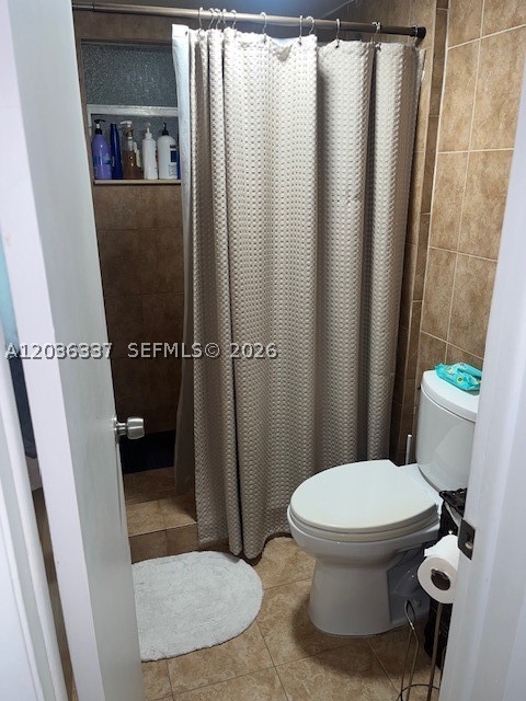 7410 SW 82nd St #K206, Miami FL 33143