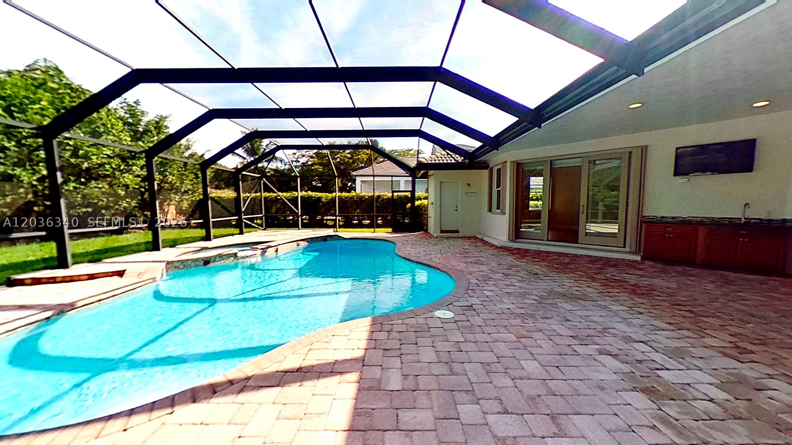 405 Sabal Way, Weston FL 33326