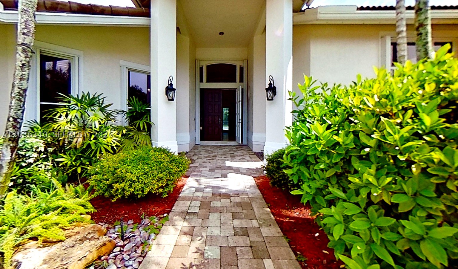 405 Sabal Way, Weston FL 33326
