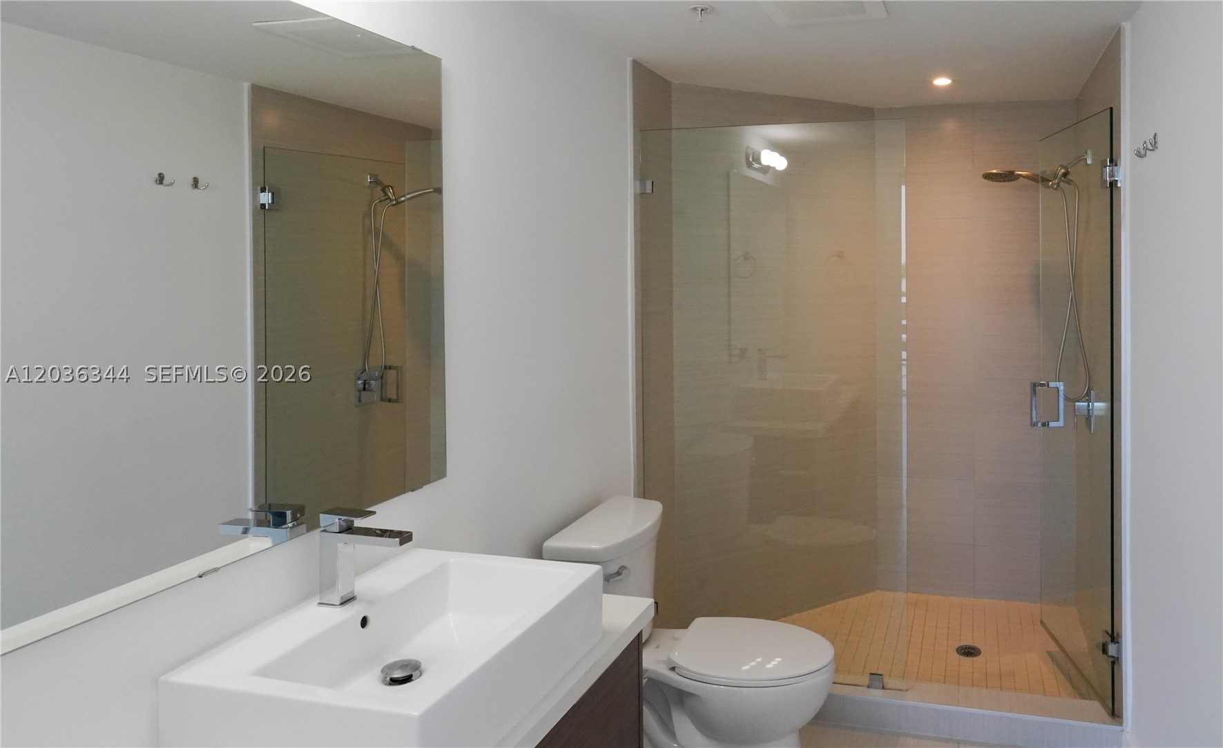 1010 SW 2nd Ave #909, Miami FL 33130