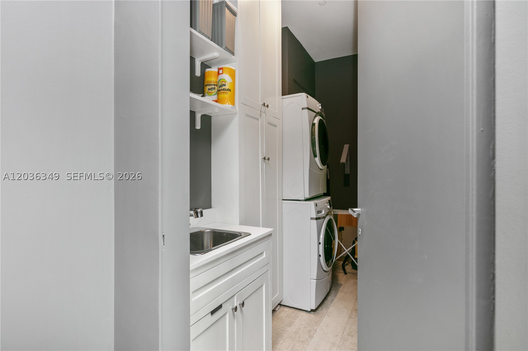 2669 S Bayshore Dr #704N, Coconut Grove FL 33133