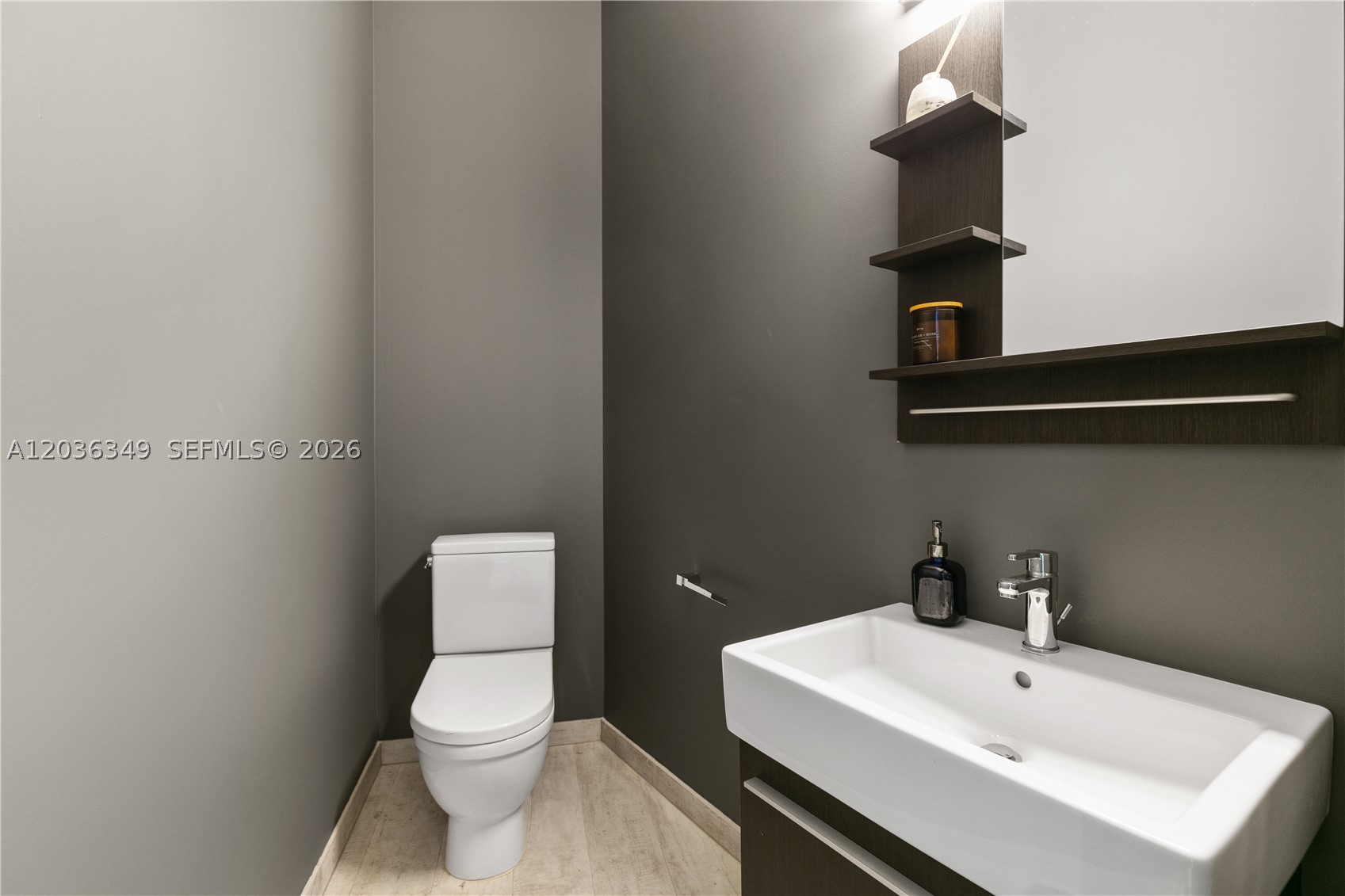 2669 S Bayshore Dr #704N, Coconut Grove FL 33133