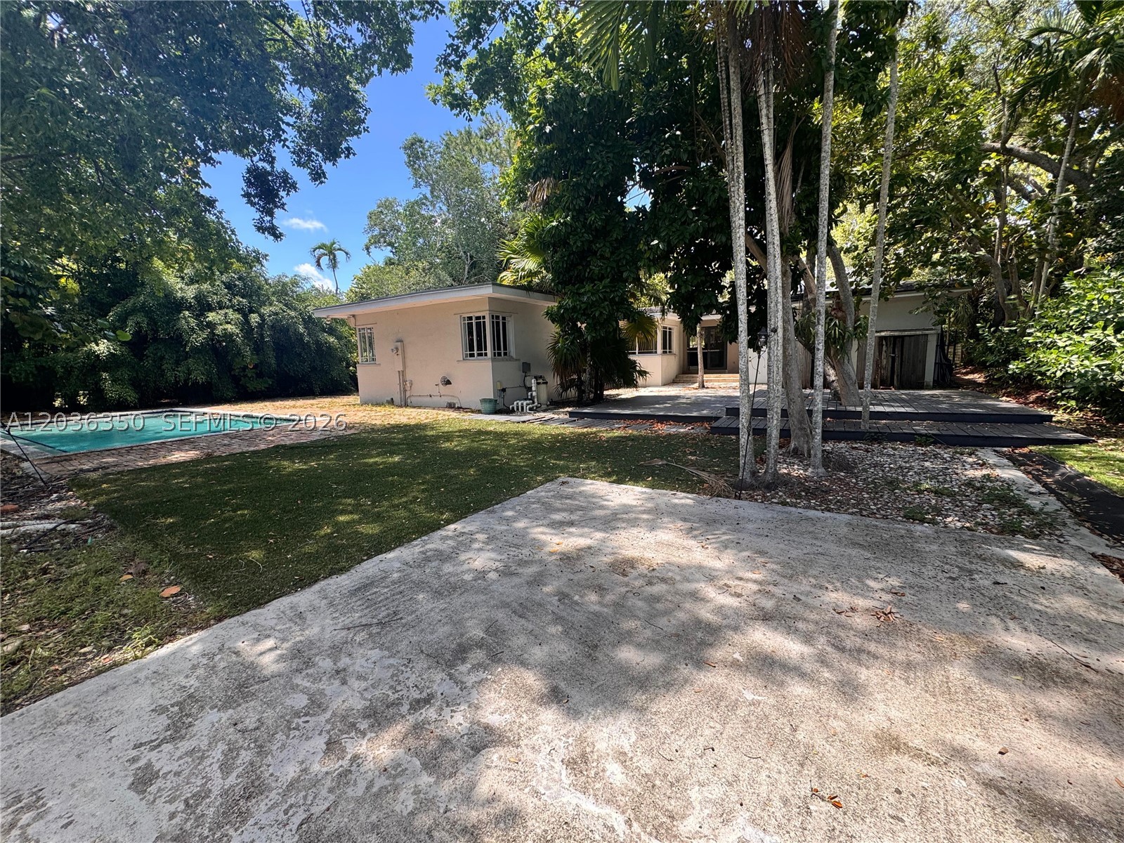 5930 SW 80th St #5930, South Miami FL 33143