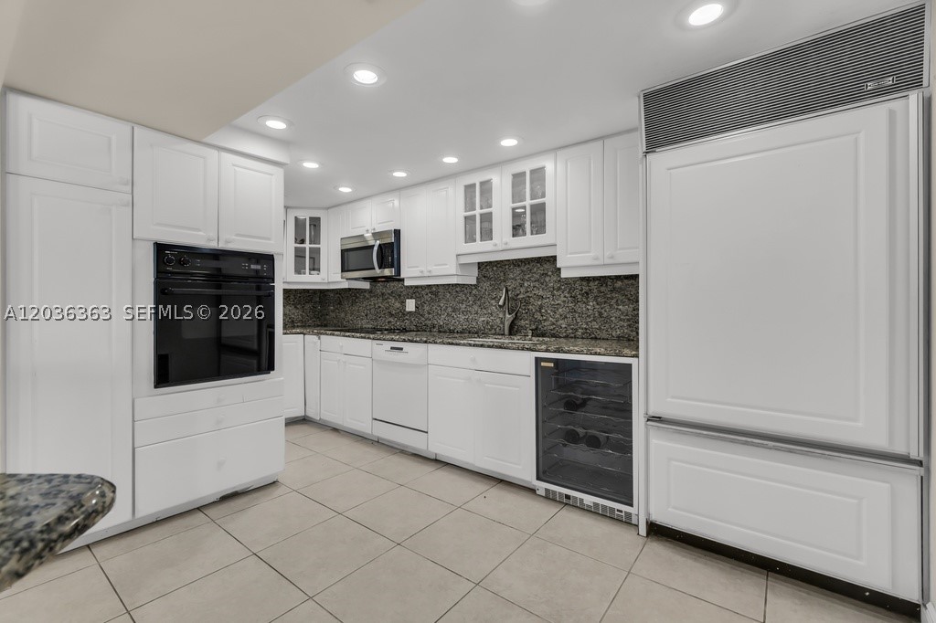 3100 NE 48th St #212, Fort Lauderdale FL 33308
