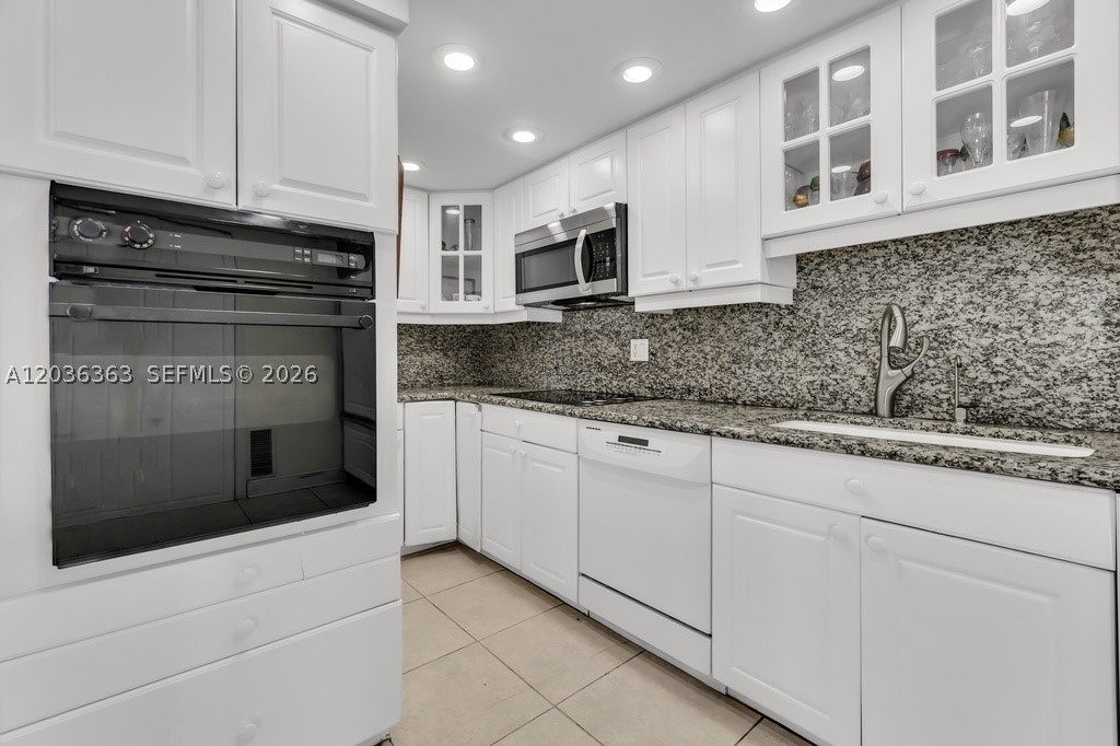 3100 NE 48th St #212, Fort Lauderdale FL 33308
