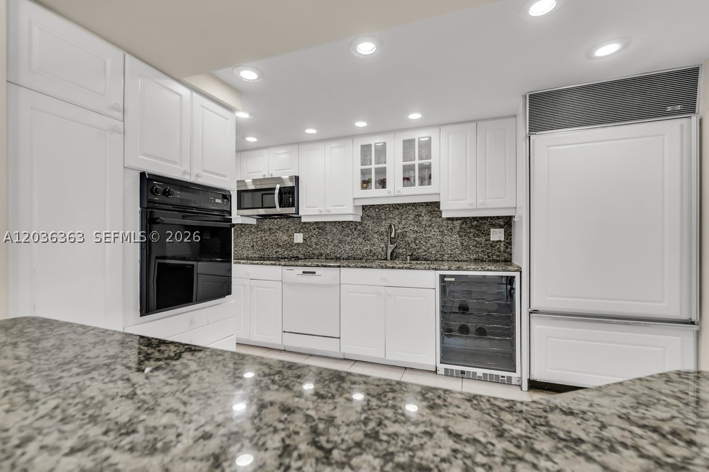 3100 NE 48th St #212, Fort Lauderdale FL 33308
