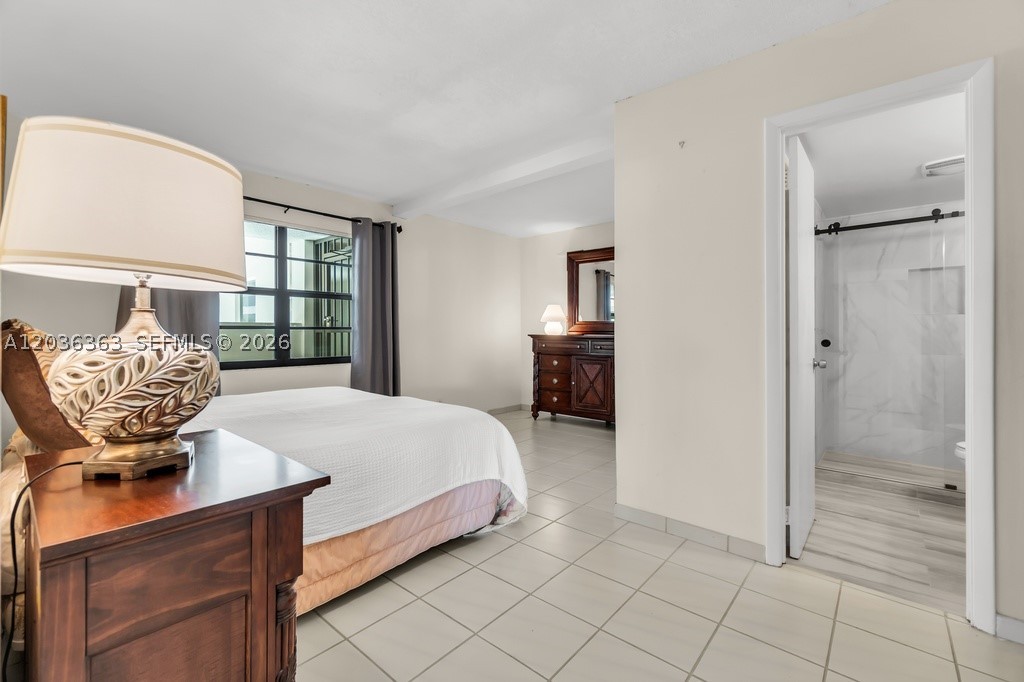 3100 NE 48th St #212, Fort Lauderdale FL 33308