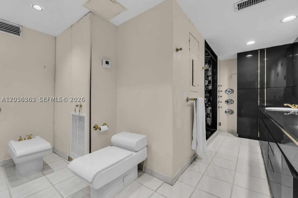 3100 NE 48th St #212, Fort Lauderdale FL 33308