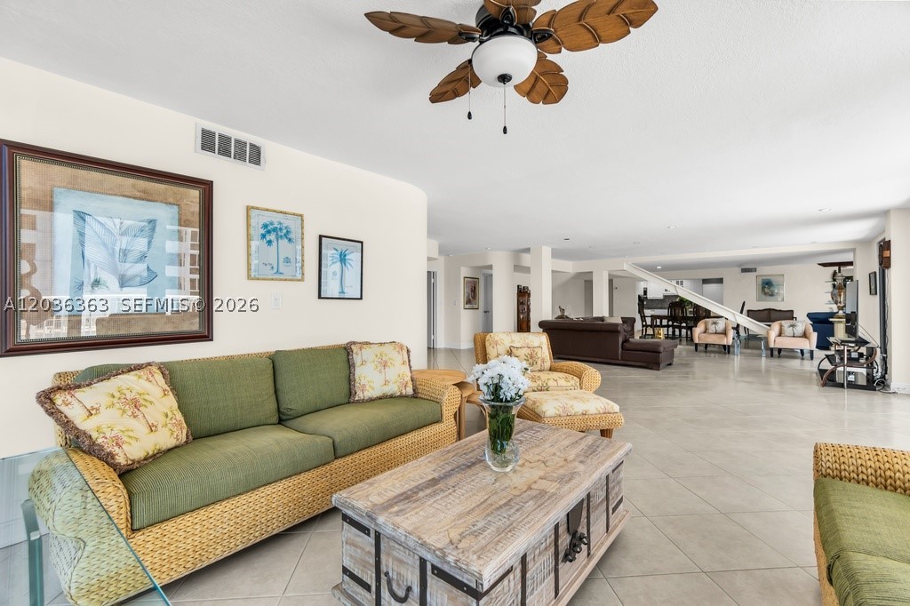 3100 NE 48th St #212, Fort Lauderdale FL 33308