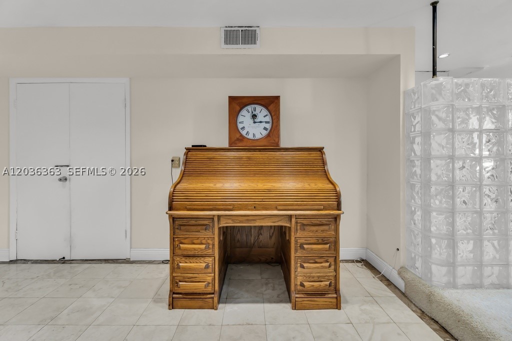 3100 NE 48th St #212, Fort Lauderdale FL 33308