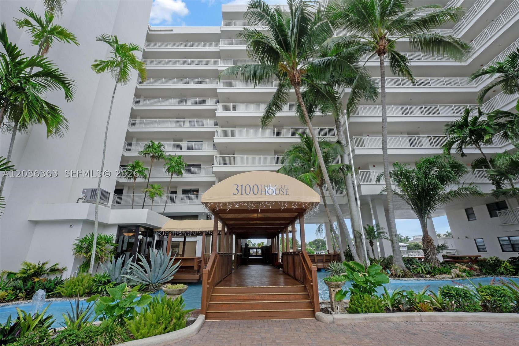3100 NE 48th St #212, Fort Lauderdale FL 33308