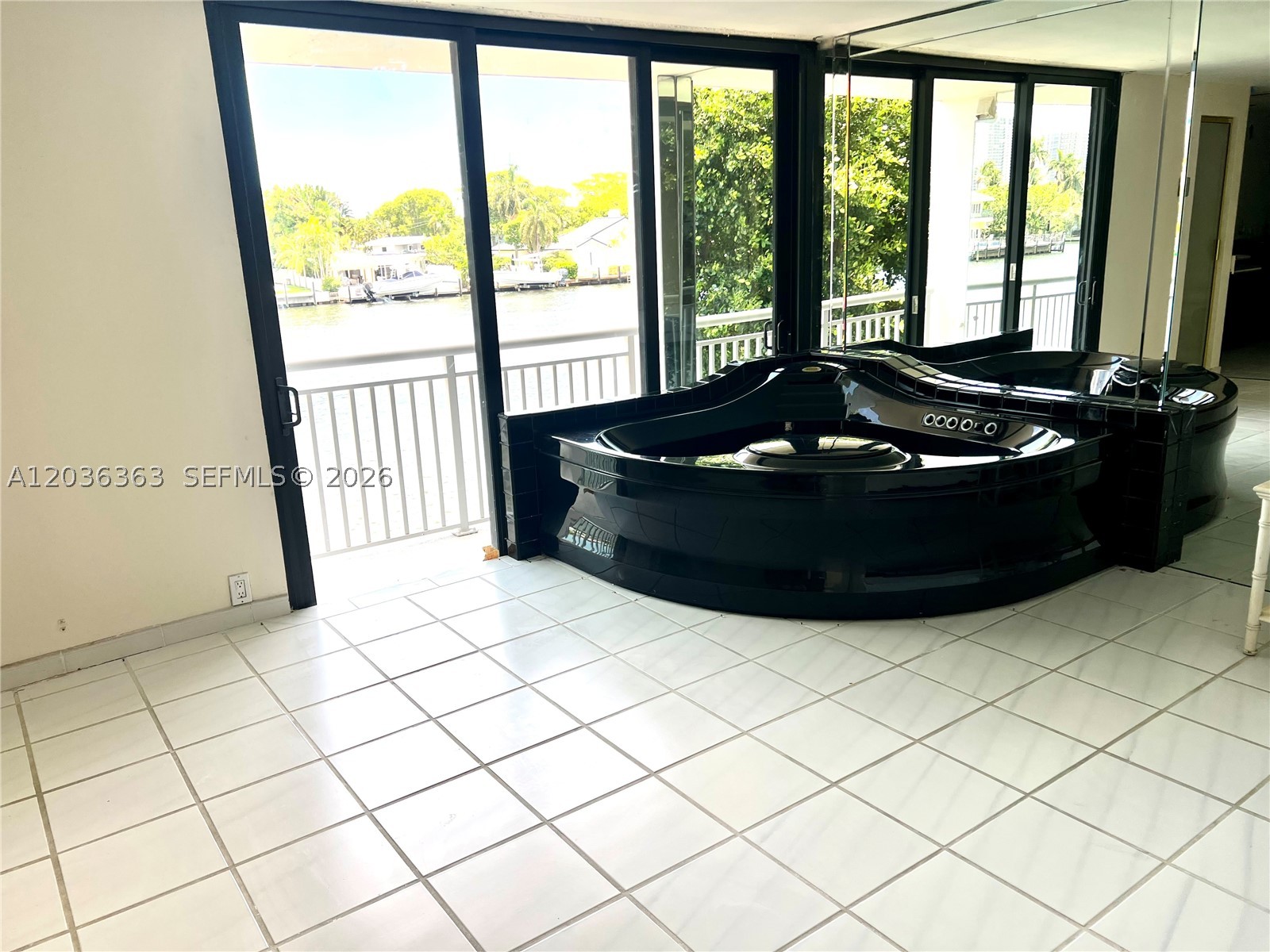 3100 NE 48th St #212, Fort Lauderdale FL 33308